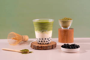 Iced Matcha Latte With Boba