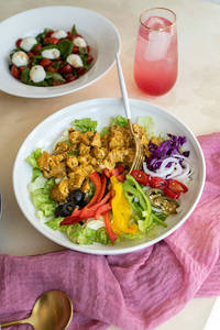 Greek Salad With Chicken