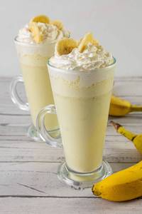 Banana milkshake