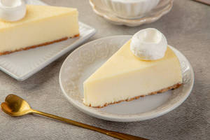 Classic Newyork Cheesecake Slice