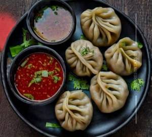 Veg Momos Steamed