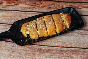 Paneer Stuff Bread