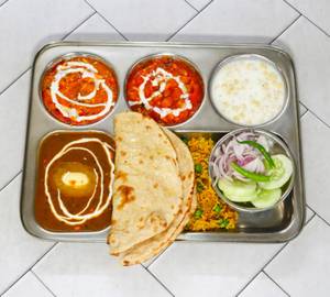 Veg Deluxe Thali