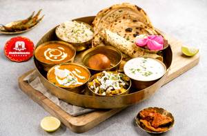 Delux Indian Thali