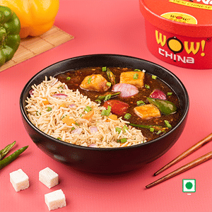 Veg Fried Rice With Chilli Paneer
