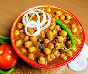Punjabi Chola