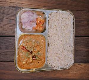 Handi Paneer With Steam Rice