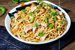 Chicken Smoky Noodles