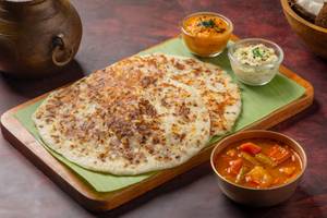 Onion Uttapam (2 Pcs)