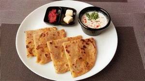 Aloo Mix Parantha Combo