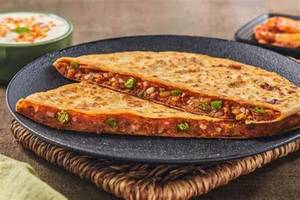 Aloo Onion Parantha Combo