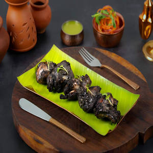 Black Garlic Chicken Tikka