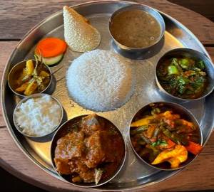 Chicken Thali