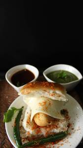 Cheese vada pav   [1 pc]