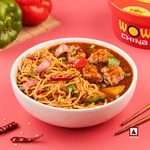 Chilli Garlic Noodles With Schezwan Chicken