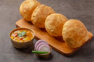 Aloo Puri (4 Pcs)