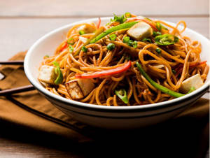 Schezwan Paneer Noodles
