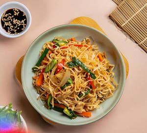 Mama Pad Veg ( Veg Thai Stir-fried Instant Noodles )