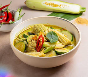 Gaeng Kiew Wan Veg ( Thai Veg Green Curry )