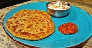 Paneer Gobi Parantha Combo
