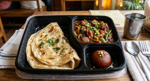 Parota 2pcs + Chili Chicken Gravy + Gulab Jamun 1pc