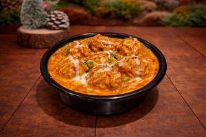 Paneer Tandoori Gravy Momo