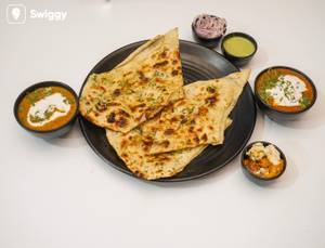 Mixed naan thali with 2 veg