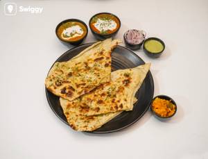 Aloo naan thali with 2 veg