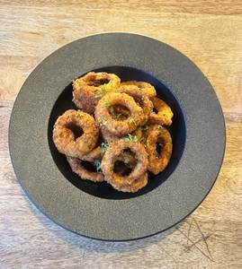 Crispy Peri Dusted Onion Rings