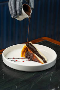 Classic Sebastian Cheese Cake