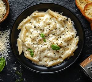 White Sauce Pasta