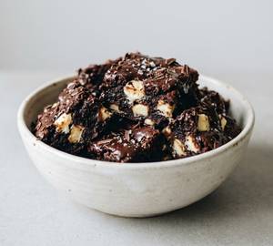 Dark And White choco Browine
