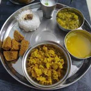 Varan batti and vangaychi bhaji