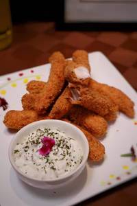 Fish Fingers With Tartar Sauce