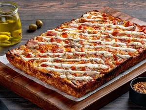 Baconite | Chicken + Bacon Pizza [4 Slices]