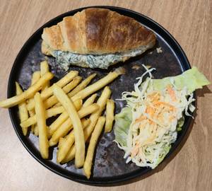 Spinach And  Cheese Croissant