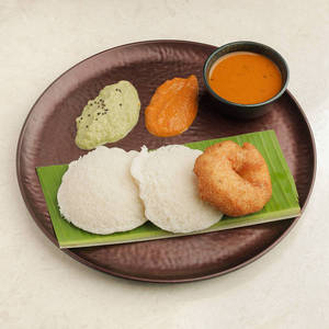2 idly + 1 Vada + Tea