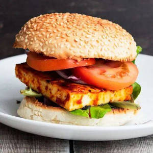 Tandoori paneer burgers