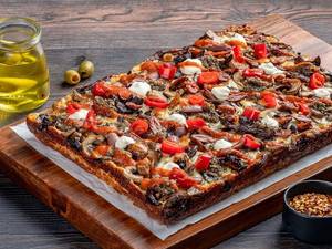 Wild Ones | Mushroom & Truffle Pizza [4 Slices]
