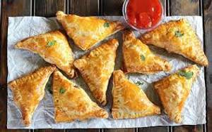 Vegetable Samoosa Puff 2's