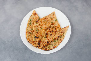 Chur Chur Paneer Naan With Choley