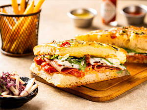 3 Mate Pesto & Burrata Focaccia