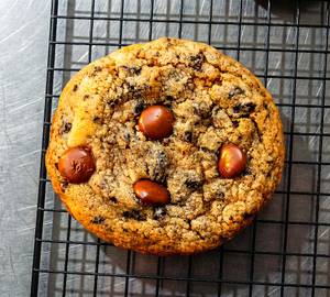 Cookies & Cream Cookie (Fake ID)