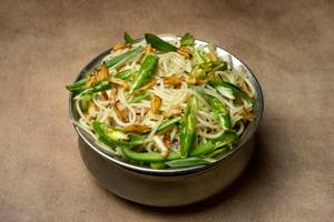 Chilli Garlic Veg Noodles [Full]