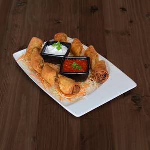Hakka Noodles With Veg Momos [12 Pieces] And Spring Roll       
