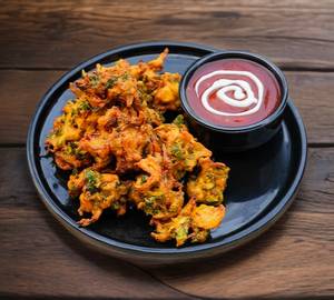 Pyaaz Pakoda [ 12 Pcs ]