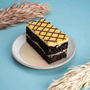 Eggless Mango Delight Pastry