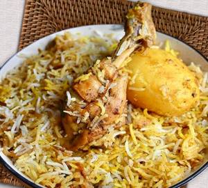 Chicken Biryani [ Half ] [ 750ml Container ]