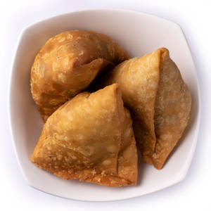 Samosa [2 Pieces, 1 Plate]