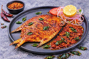 Pomfret Tawa Fry (with Bones)